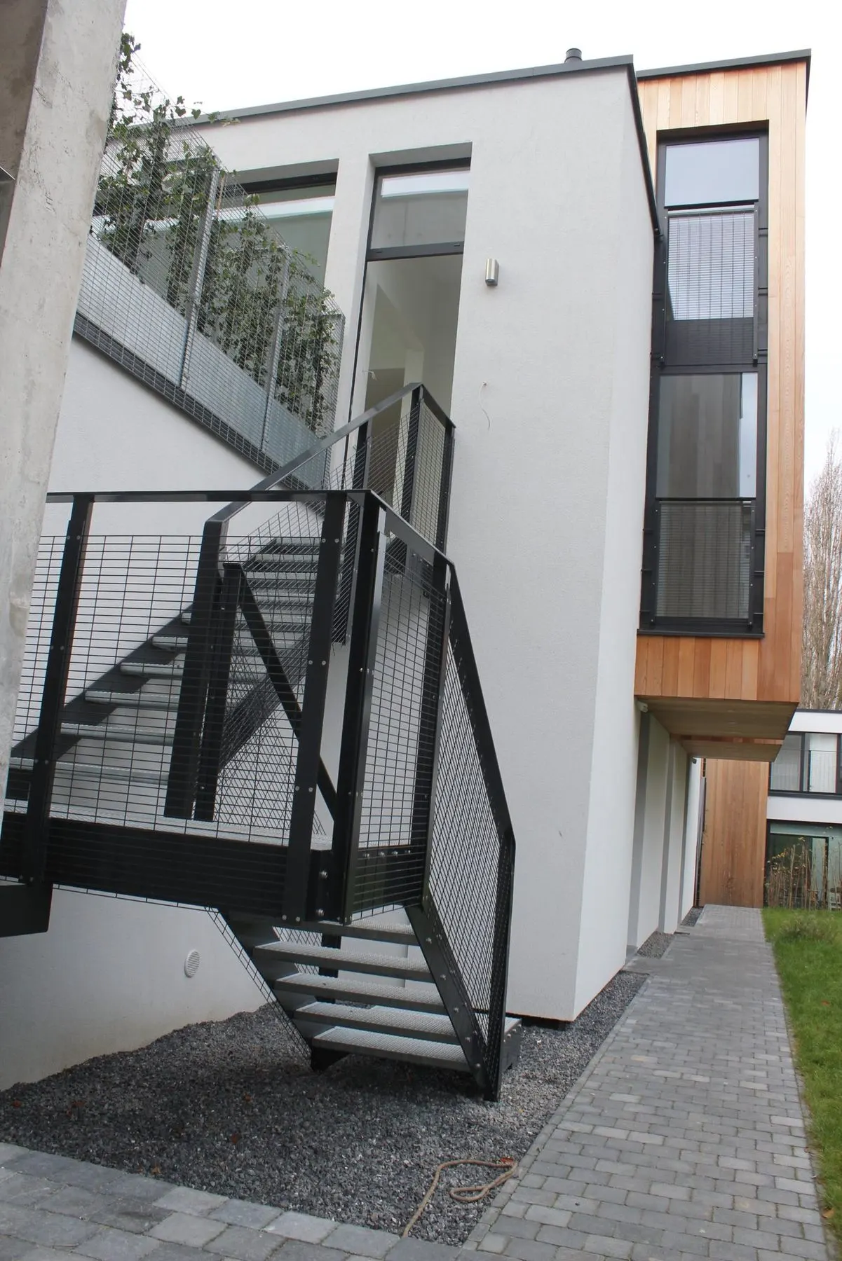 10037 ADS Uccle – Escalier et garde corps (1)